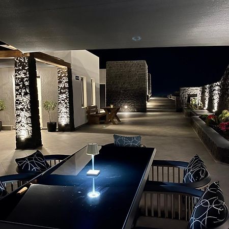 Brilliance Suites (Adults Only) Imerovígli Eksteriør bilde